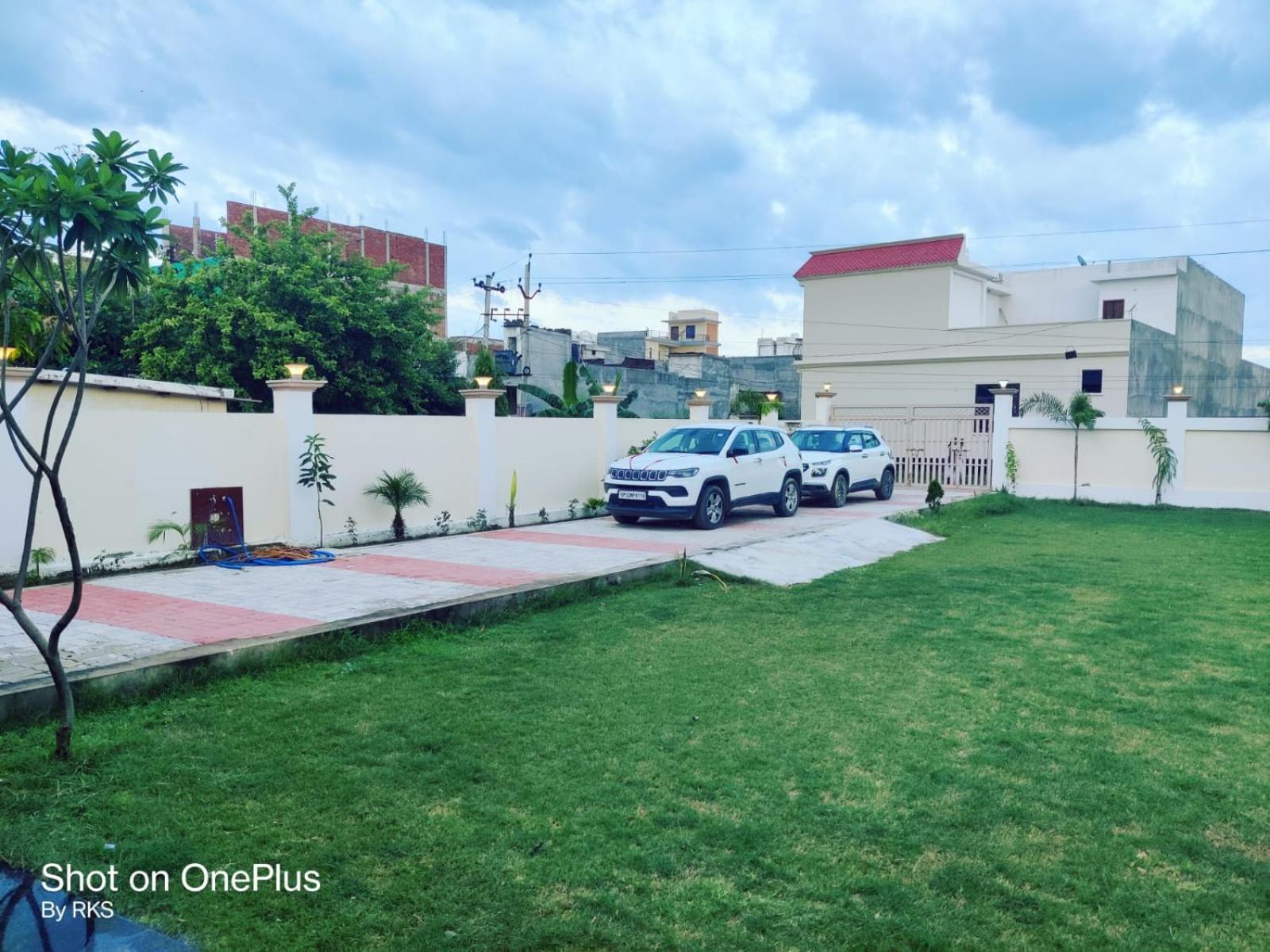 Osho Lifestyle Villa Lucknow Eksteriør billede