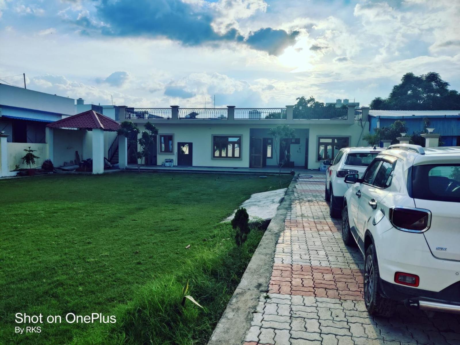 Osho Lifestyle Villa Lucknow Eksteriør billede